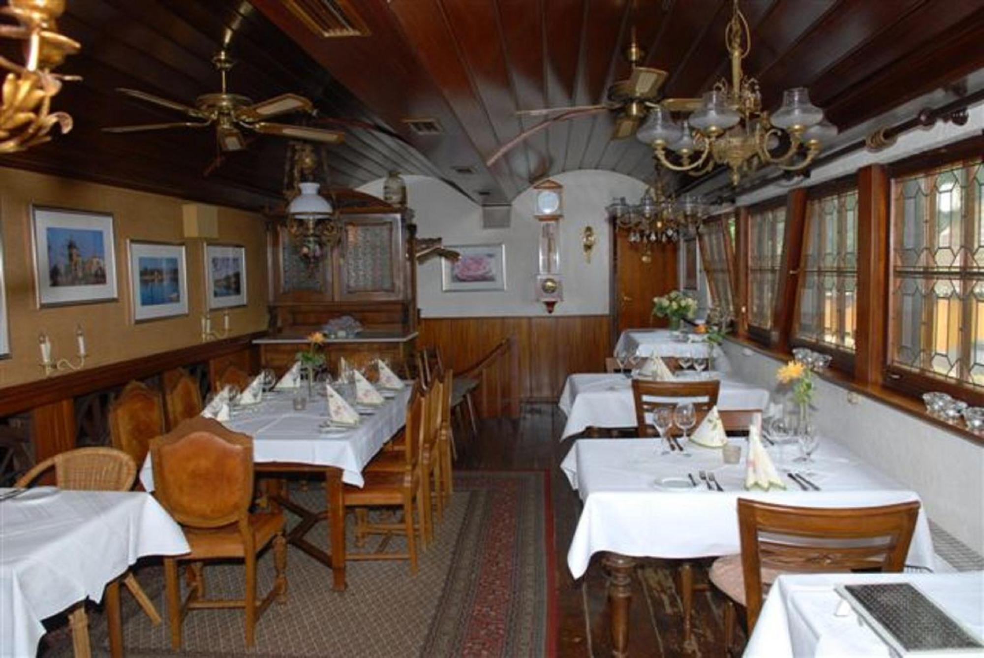 Alte Schreinerei-Auberge Harlekin Randegg Extérieur photo
