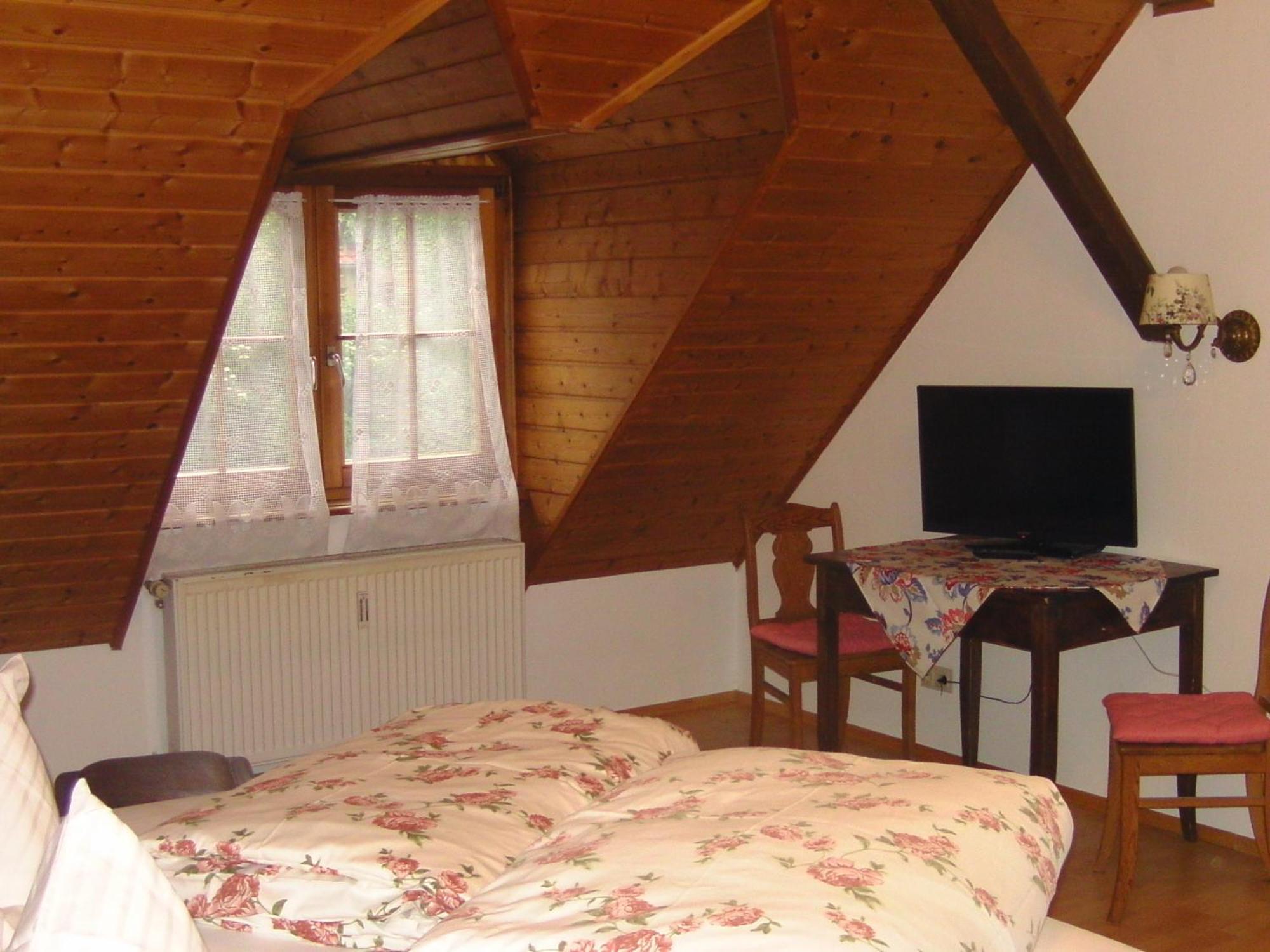 Alte Schreinerei-Auberge Harlekin Randegg Chambre photo