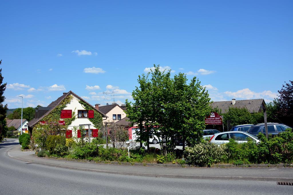 Alte Schreinerei-Auberge Harlekin Randegg Extérieur photo