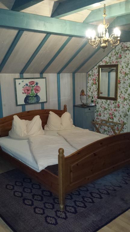 Alte Schreinerei-Auberge Harlekin Randegg Extérieur photo