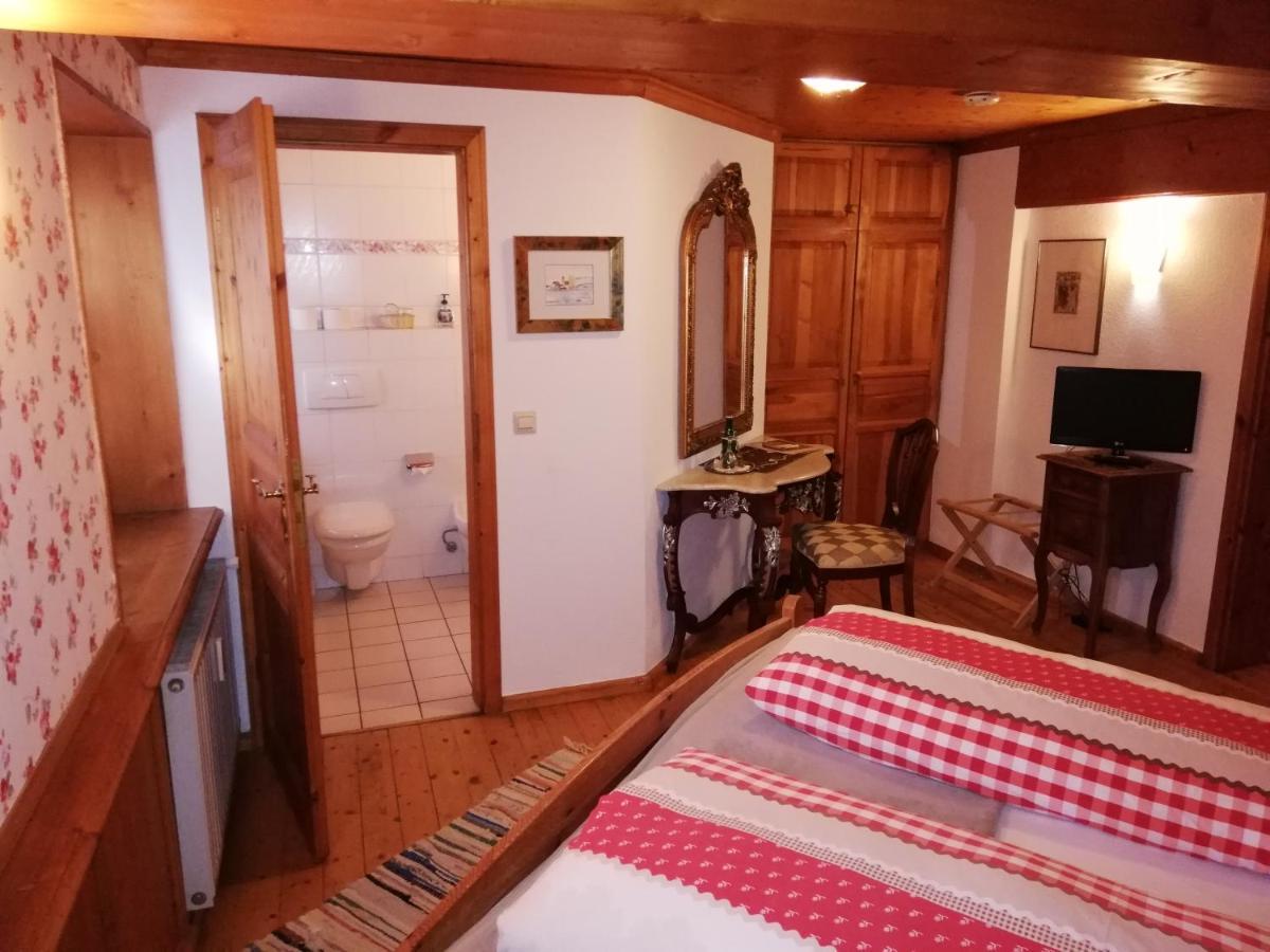 Alte Schreinerei-Auberge Harlekin Randegg Extérieur photo